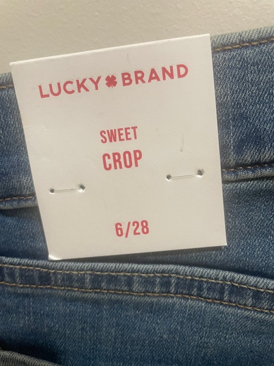 Lucky Brand Sweet Crop Blue Cropped Straight Jeans with Raw Hem - Picture 4 of 4